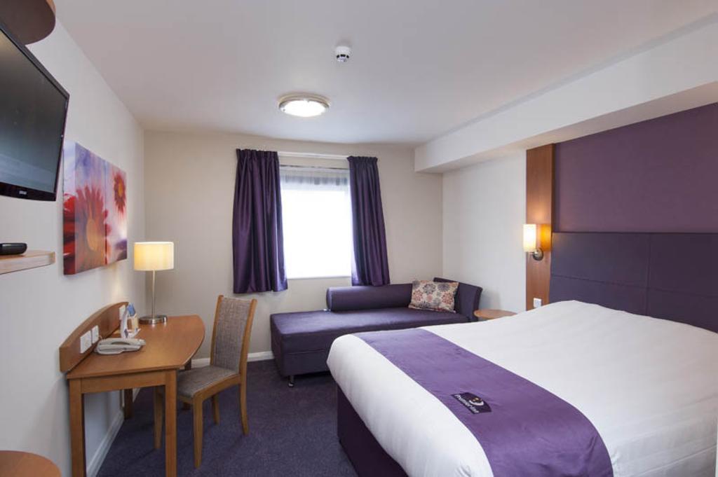 Premier Inn Newcastle Airport South Woolsington 客房 照片