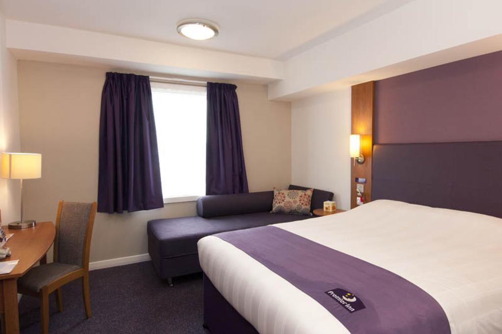 Premier Inn Newcastle Airport South Woolsington 外观 照片