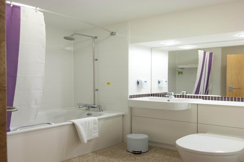 Premier Inn Newcastle Airport South Woolsington 外观 照片