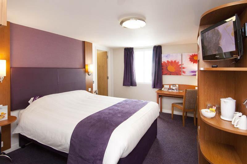 Premier Inn Newcastle Airport South Woolsington 外观 照片